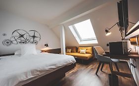 Hotel Bernina Geneva